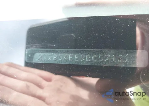 2011 Toyota Corolla Le z USA, uszkodzony, nr VIN 2T1BU4EE9BC571312